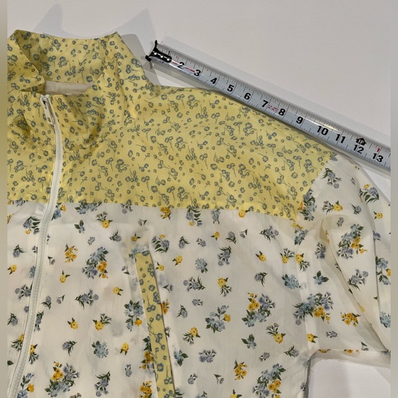 Aeropostale Windbreaker Cropped Zip Up Drawstring Waist White Yellow XL - Picture 8 of 15